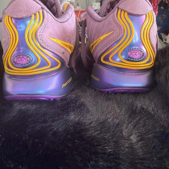 Nike Lebron XXI 21 "Freshwater" Purple Rain - Picture 2 of 2